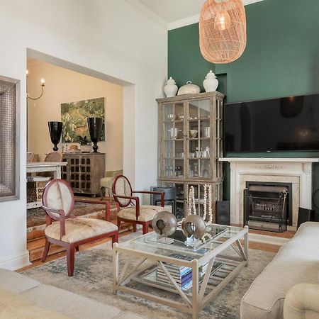 Backup-Powered Victorian House At Greenpoint Park Cape Town Exterior foto