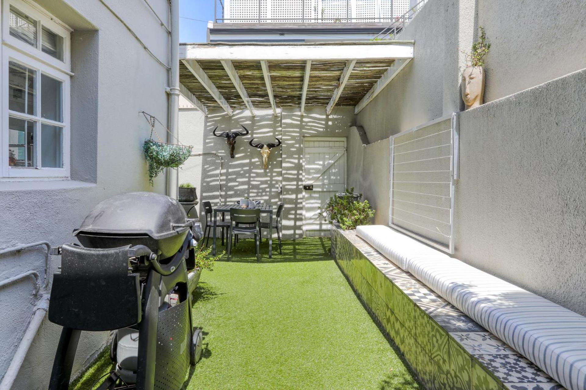 Backup-Powered Victorian House At Greenpoint Park Cape Town Exterior foto